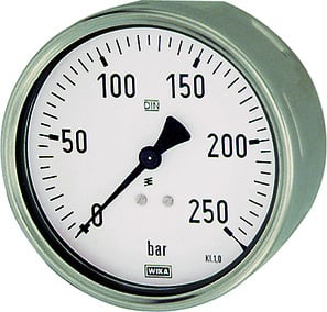 608